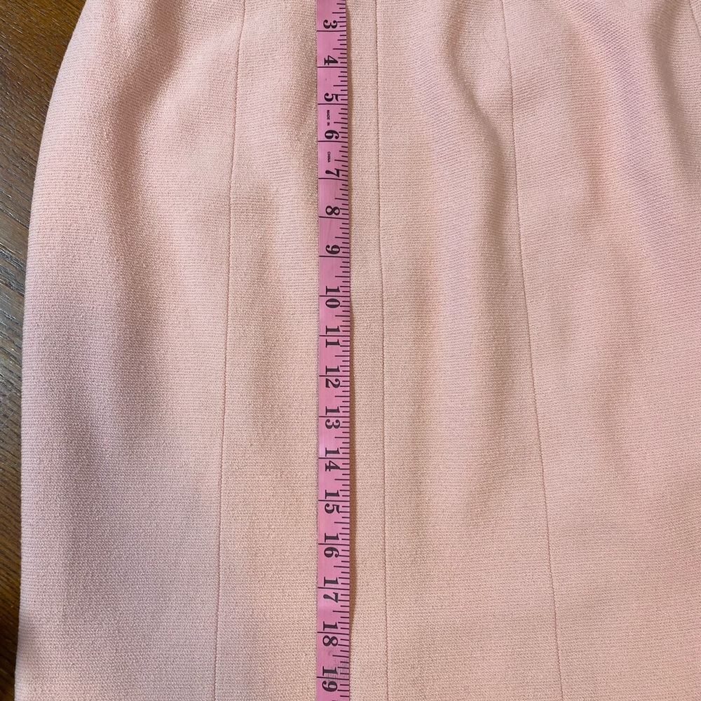 CHANEL Pink Wool coat w/ skirt ( set ) - Picture 10 of 12